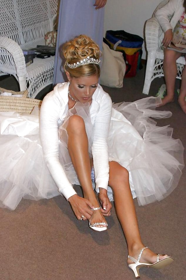 Wedding bride oops,flashing 2 #26193830