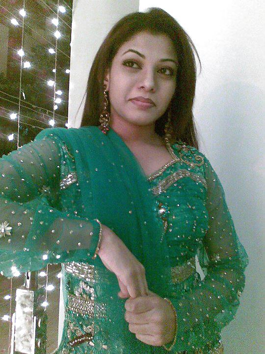 Desi Masala #36666149