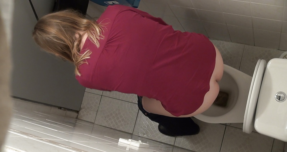 Auszuspionieren Big Ass In Toilette #39265793