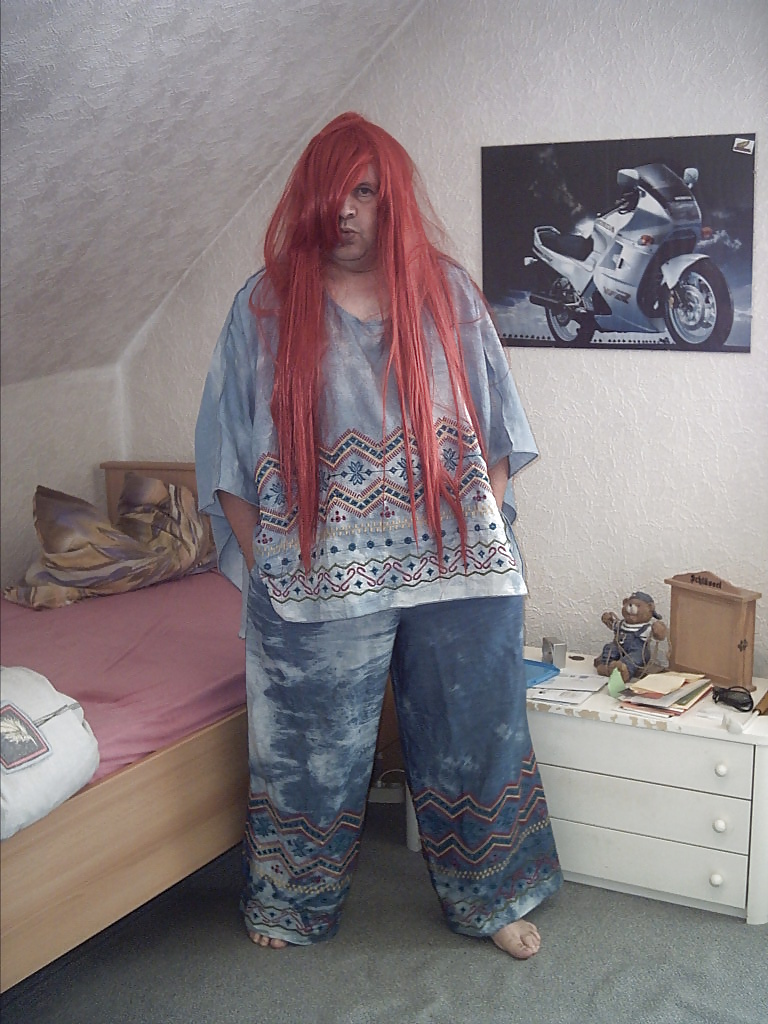 Ich in mein schlabberig weiten schlaf fummel 
 #40680138