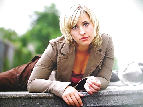 Il mio allison mack
 #31702981