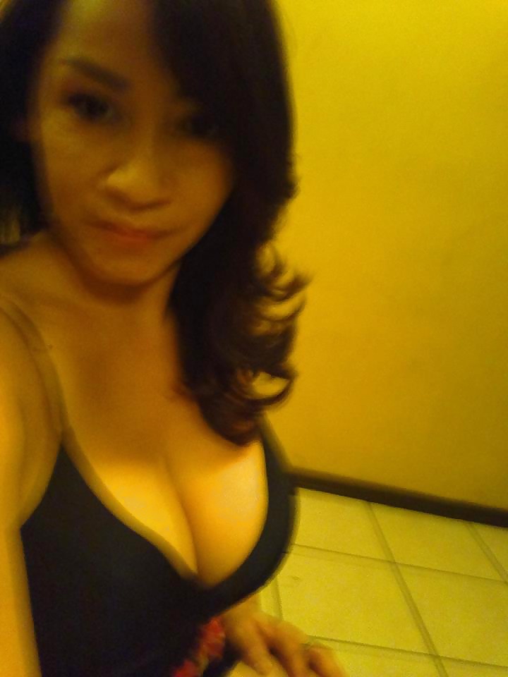 Fat Mexican breasts bitch big boobs whore selfie cam shot #33949979