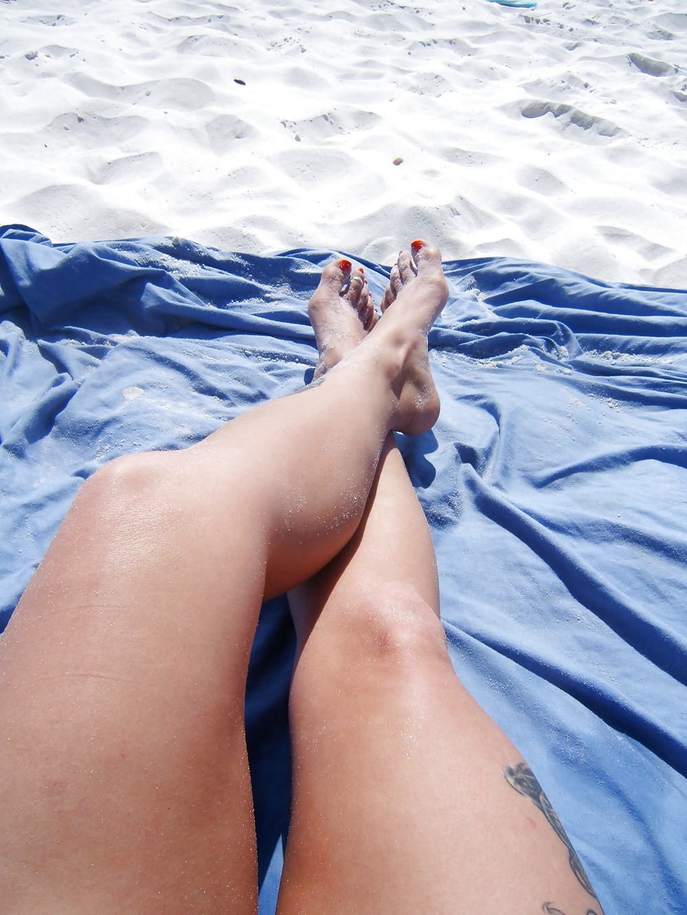 Feet and toes at the beach #36820609