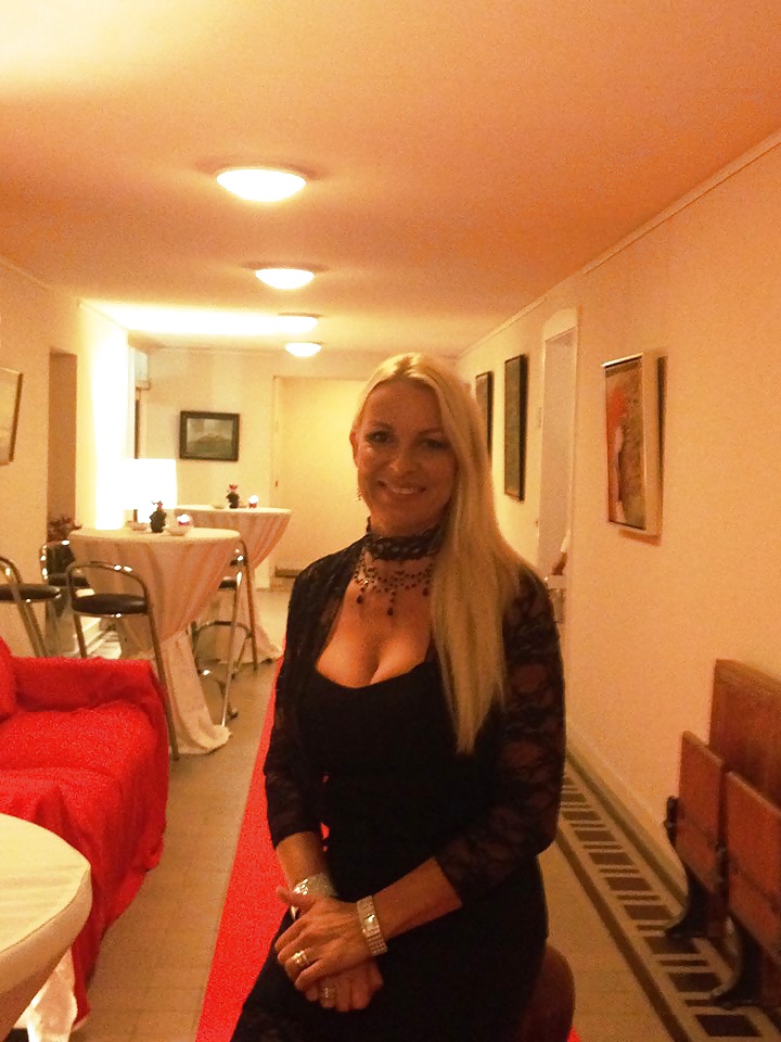 Slovenian MILF Maja 49 years old #32342216