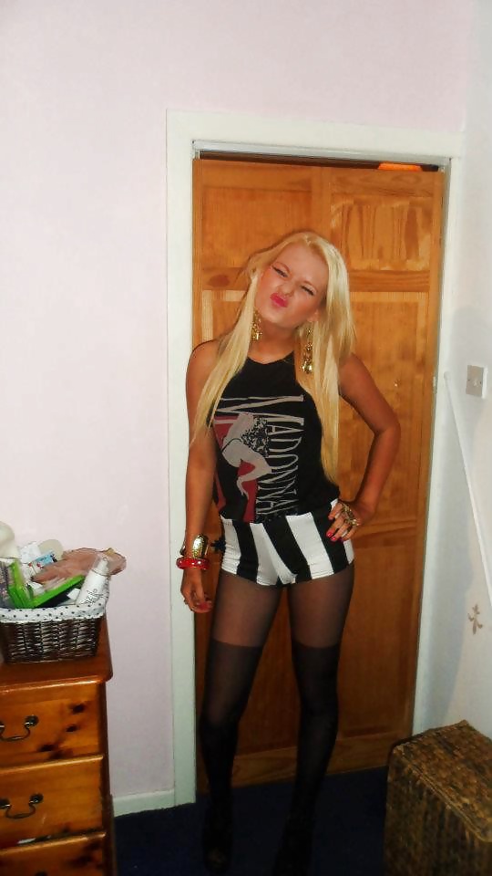 Guys, meet uk chav teen kim
 #30520253