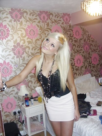 Guys, meet uk chav teen kim
 #30520394