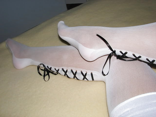 Nylon upskirt - solo gambe in calze di nylon 3
 #29950967