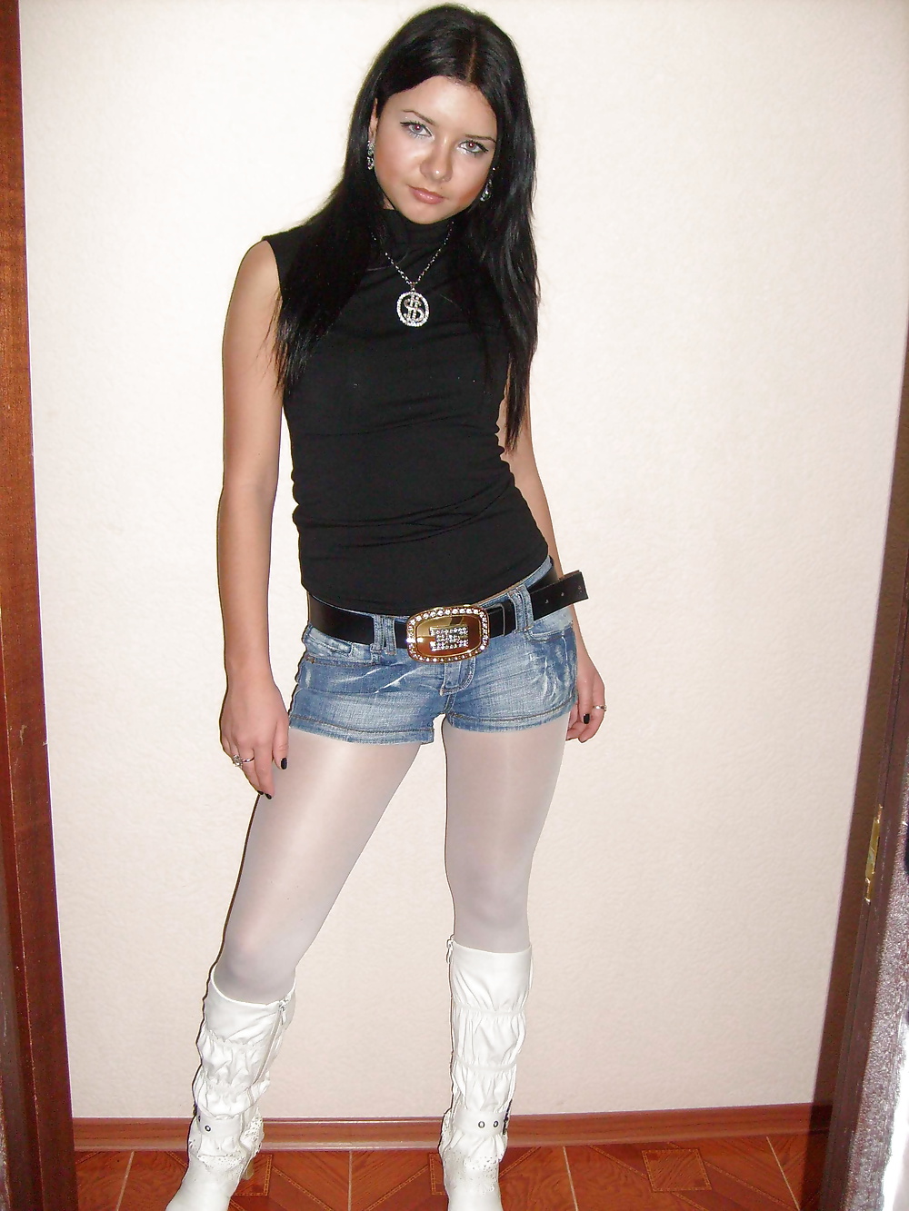 Teens en bottes #30481698