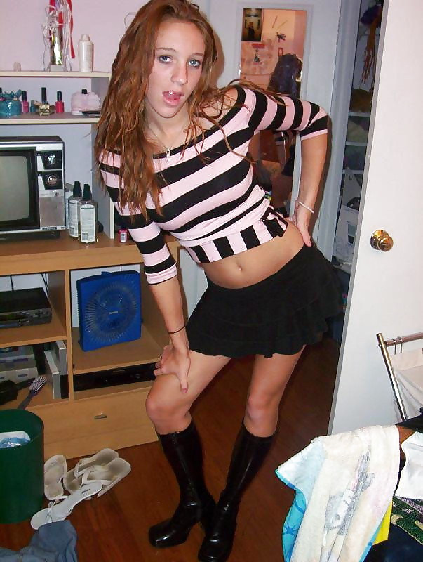 Teens en bottes #30481918