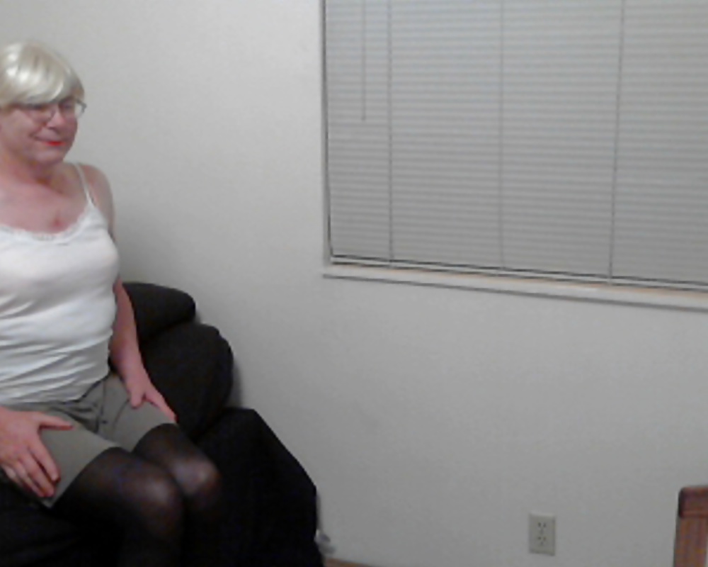 Dressed up and no where to go! #27820986