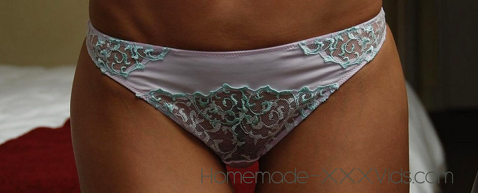 Sexy milf indoors
 #26041399