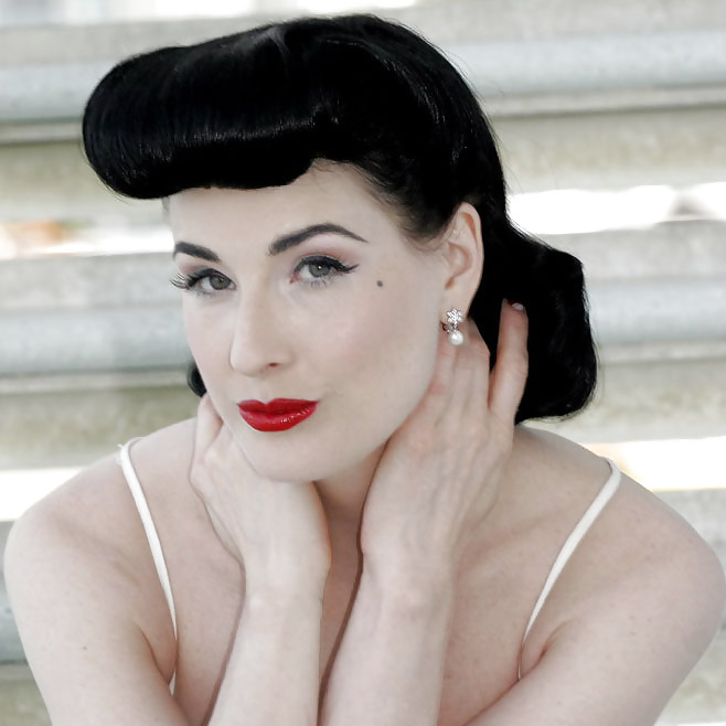 Dita von teese
 #36982910