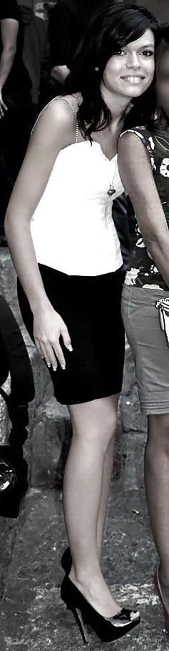 Sexy en bombas peep toe
 #39091573