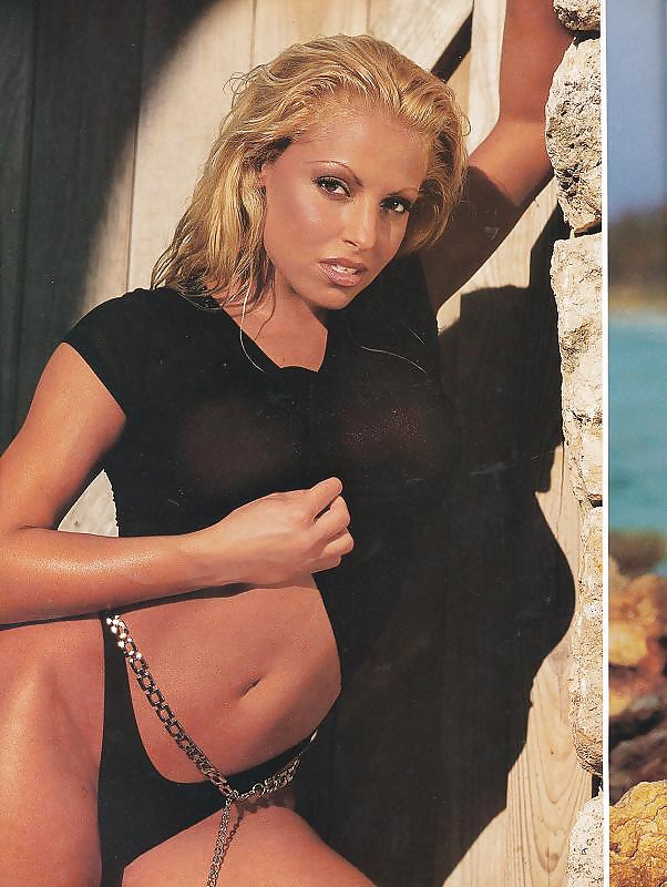 Trish Stratus (2) #30495956