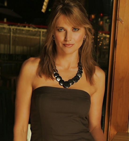 LUCY LAWLESS  -- XENA part2 #26706967