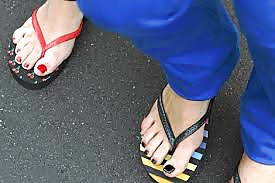 Beautiful transsexual showing her beautiful feet #29653617