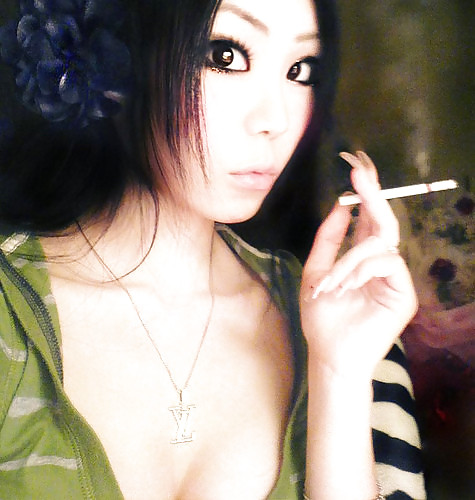 Fumeurs Fétiche Asiatique - Fumant Belles Unités Asiatiques #34797605