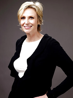 Jane lynch
 #32154243