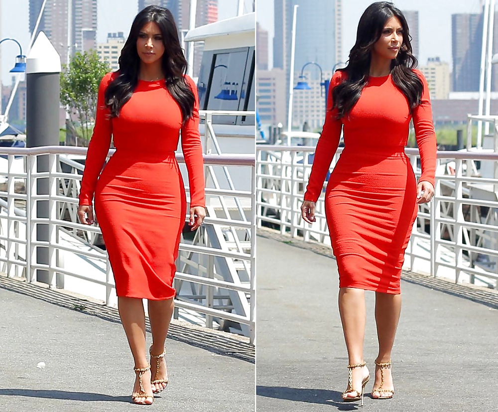 Kim Kardashian - Gros Cul #32720042