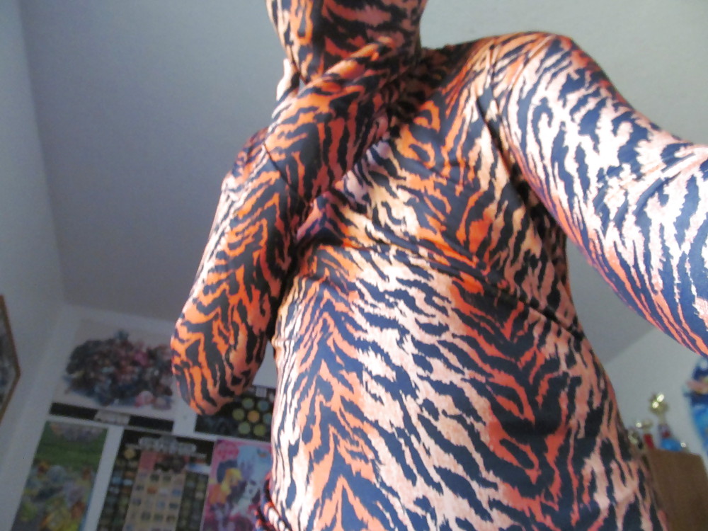 Tigre zentai traje
 #23099045