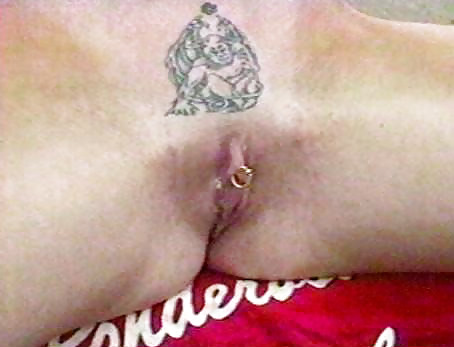 Piercing + tatuaje
 #37357828