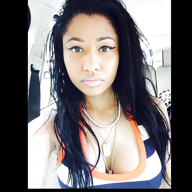 Nicki minaj
 #30135711