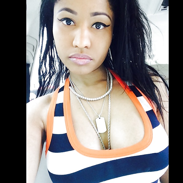 Nicki minaj
 #30135723