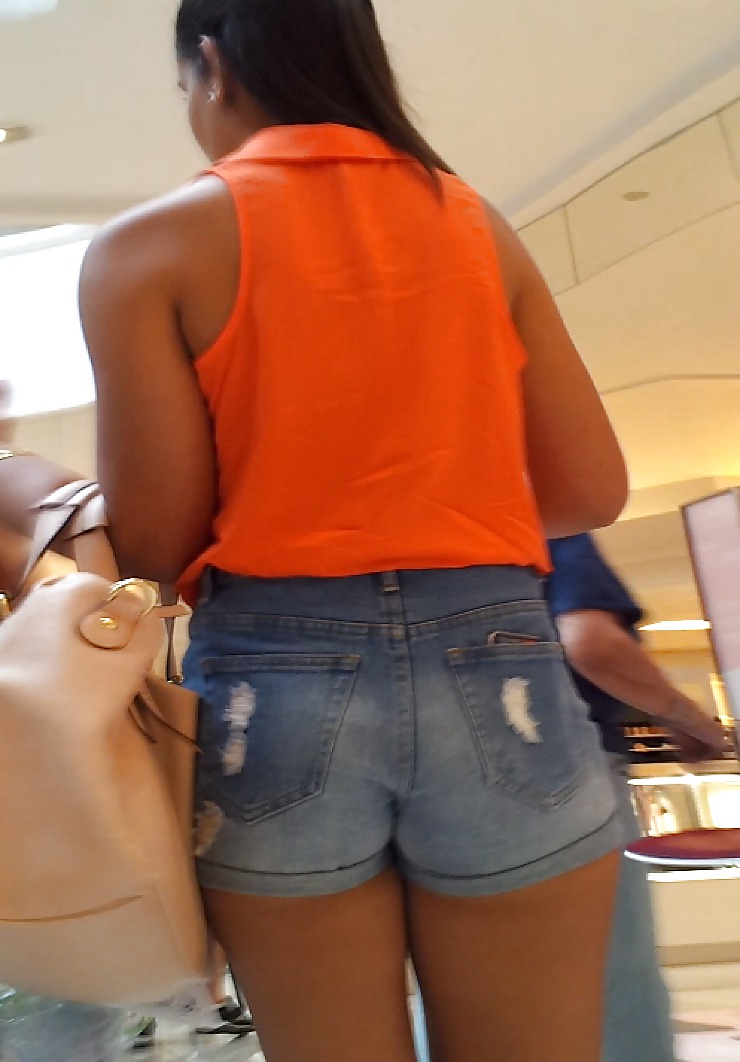 ¡Quick voyeur latin teen shorts nice booty!
 #37794897