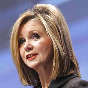 Adoro masturbarmi al conservatore marsha blackburn
 #24337863