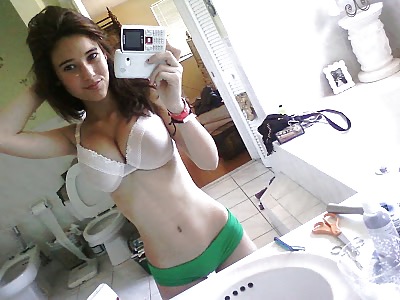 Angie varona
 #37346943