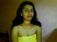 Sri Lankan Girlfriend with her Boyfriend #33213644