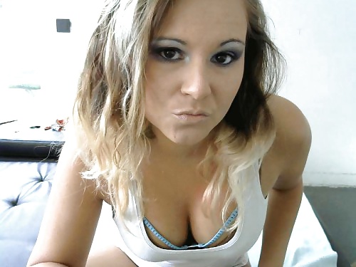 Horny Webcam Salope Juicygirl De Belgium #27861585