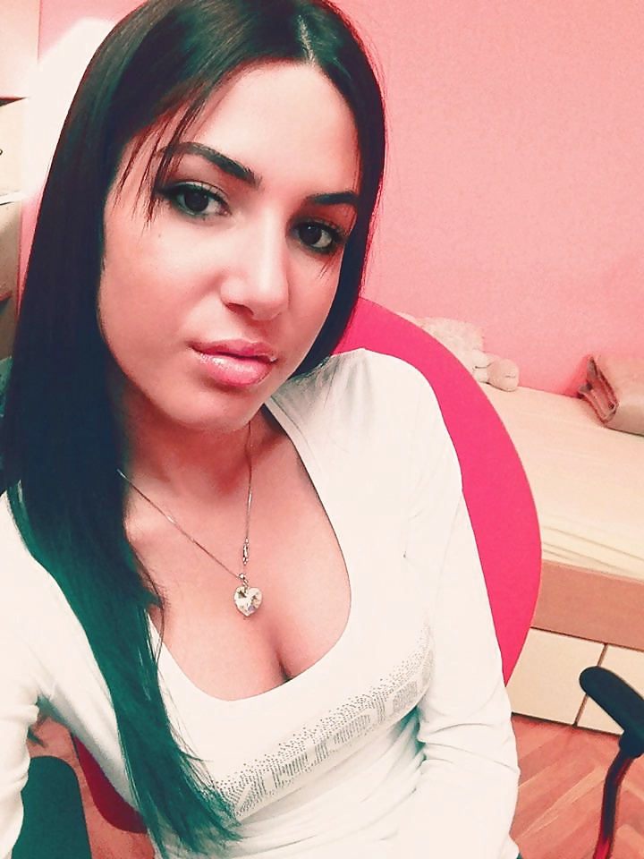 セルビアのfbティーンガール 
 #30962512