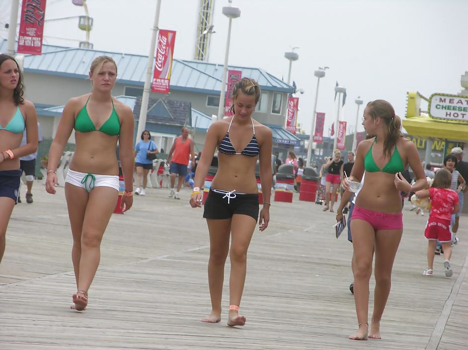 Local cuties
 #24168114