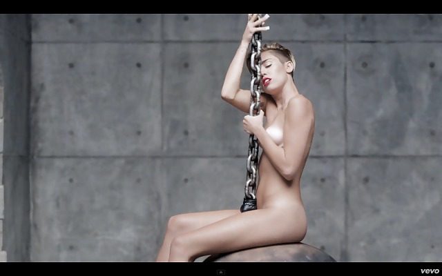 Miley Cyrus In Wrecking Ball #36973731