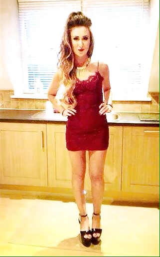 Calientes en vestidos
 #39431987