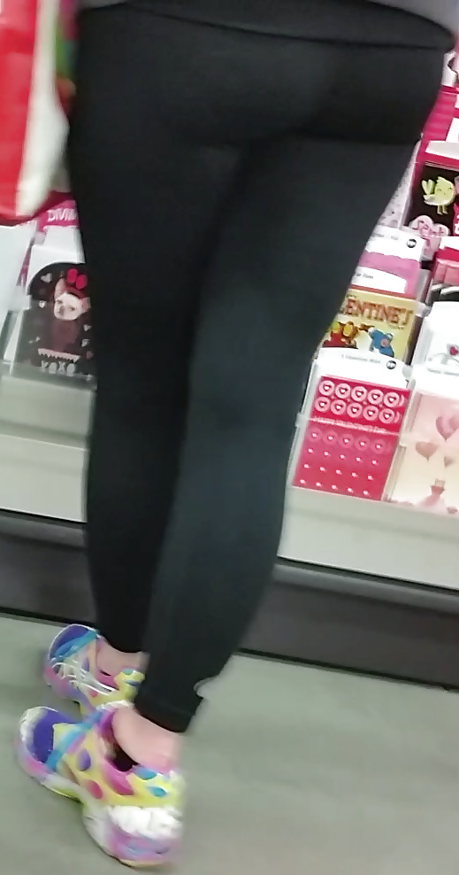 College leggimgs
 #36018420