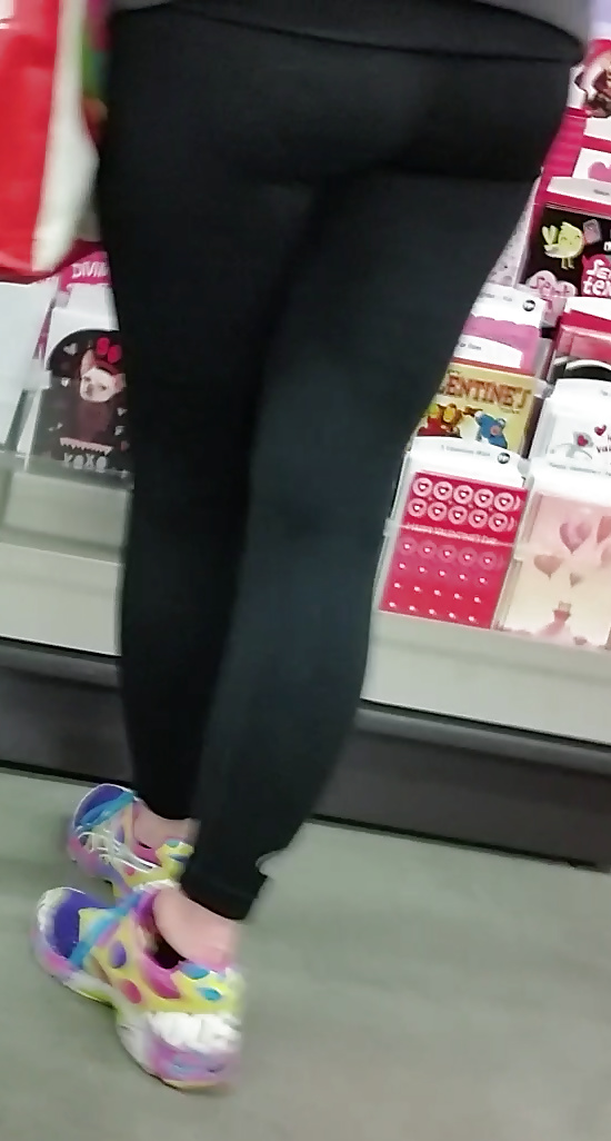 College leggimgs
 #36018422