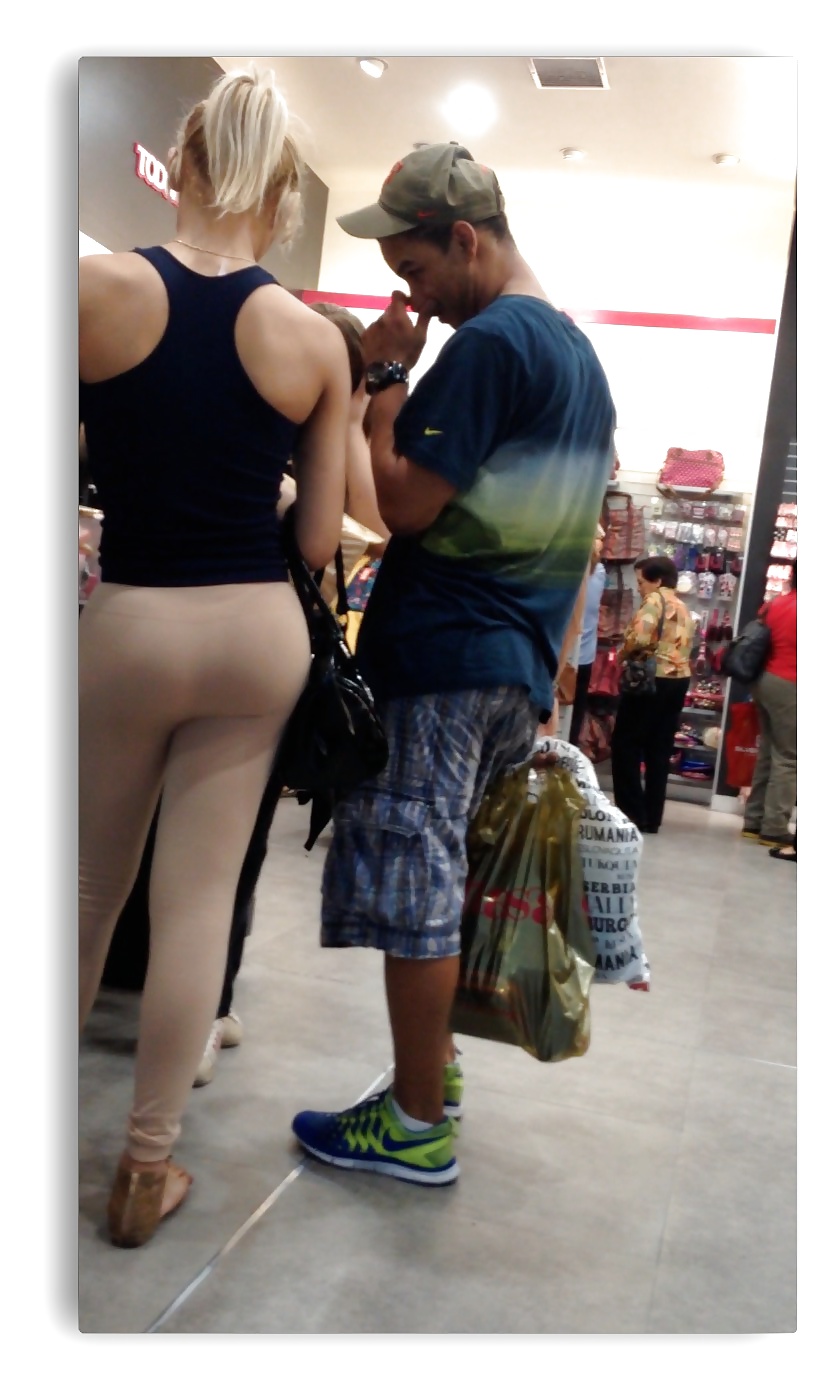 College leggimgs
 #36018695