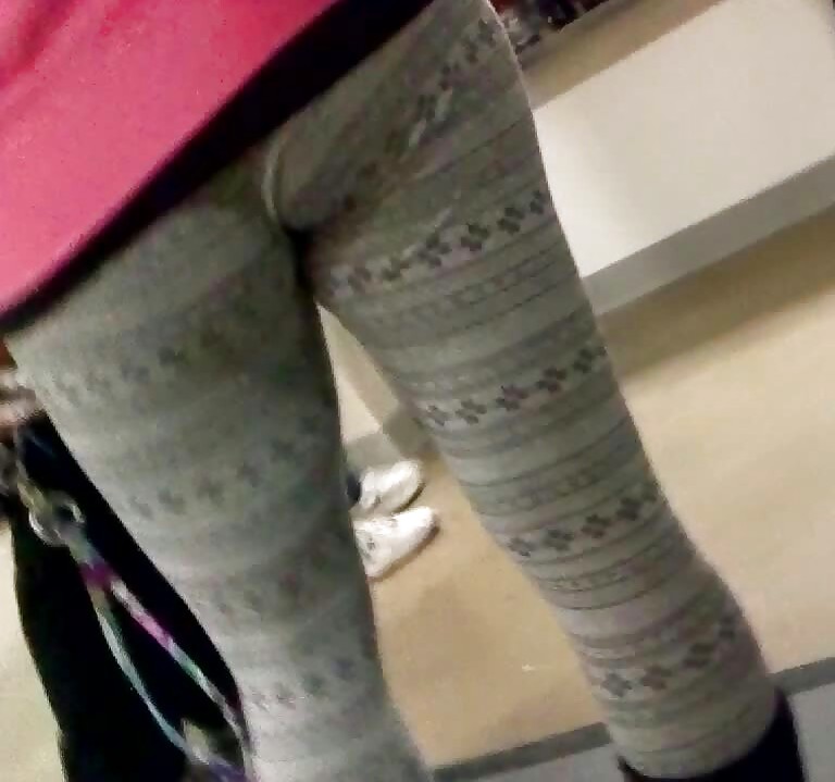 College leggimgs
 #36018885