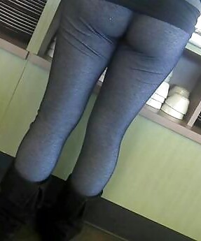 College leggimgs
 #36018920