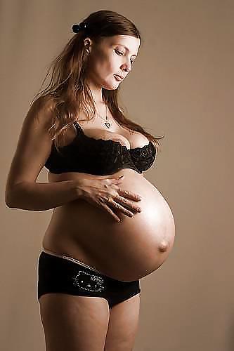 Enceinte en maillot de bain #36779470