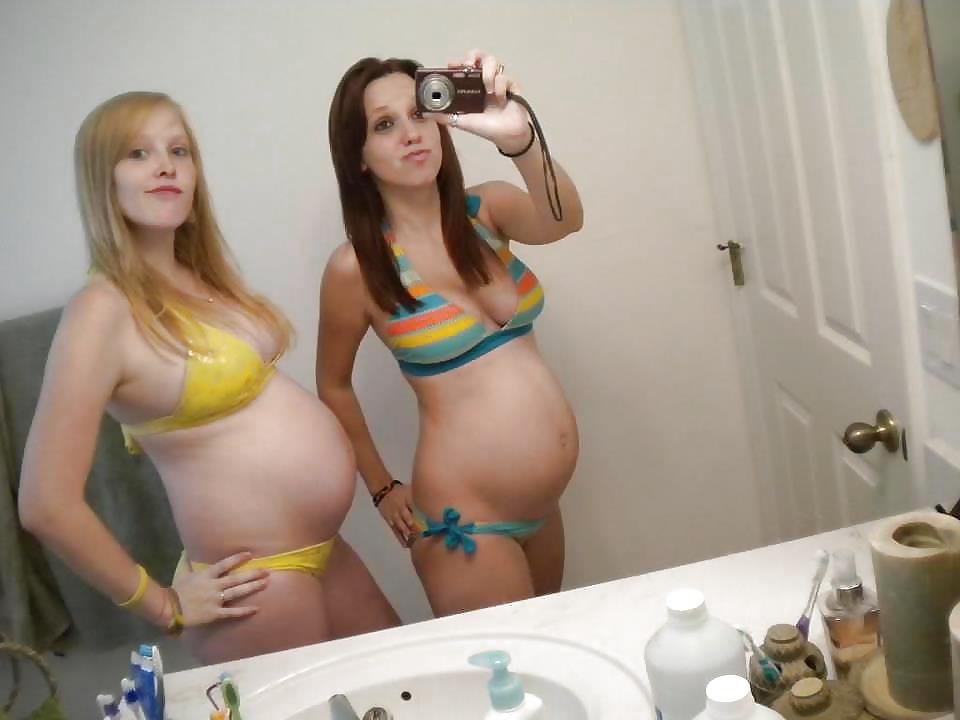Enceinte en maillot de bain #36779488