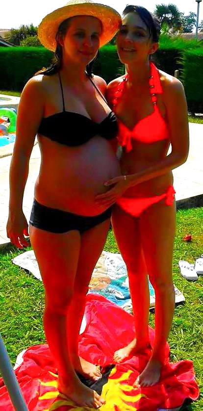 Enceinte en maillot de bain #36779514