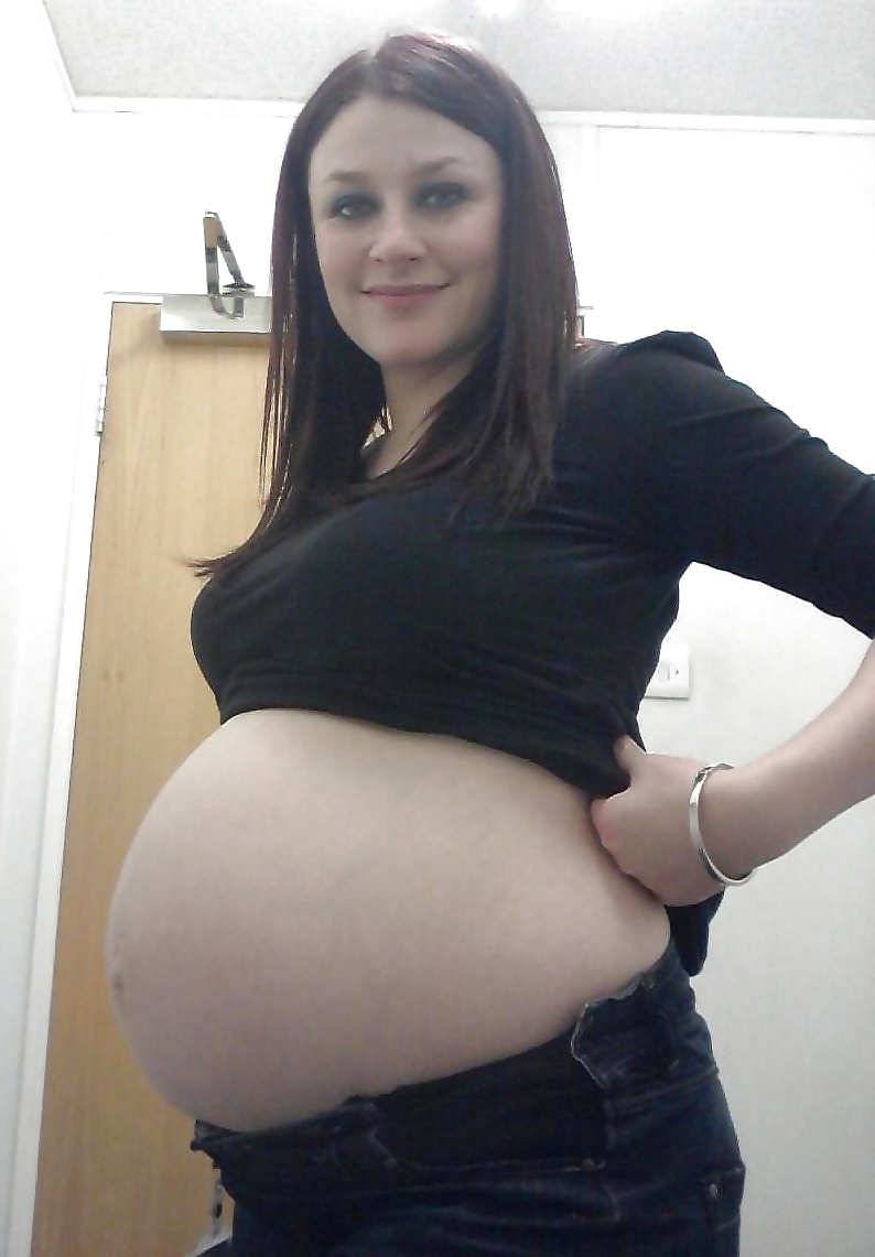Pregnant Women are Beautiful! #27130401