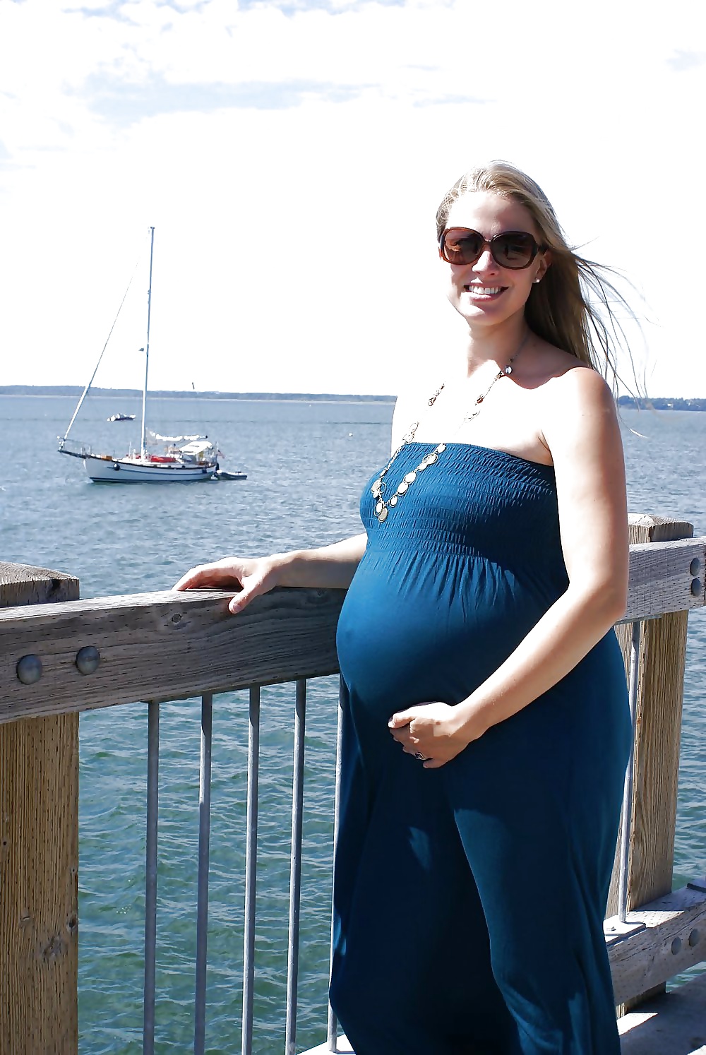 Pregnant Women are Beautiful! #27130442