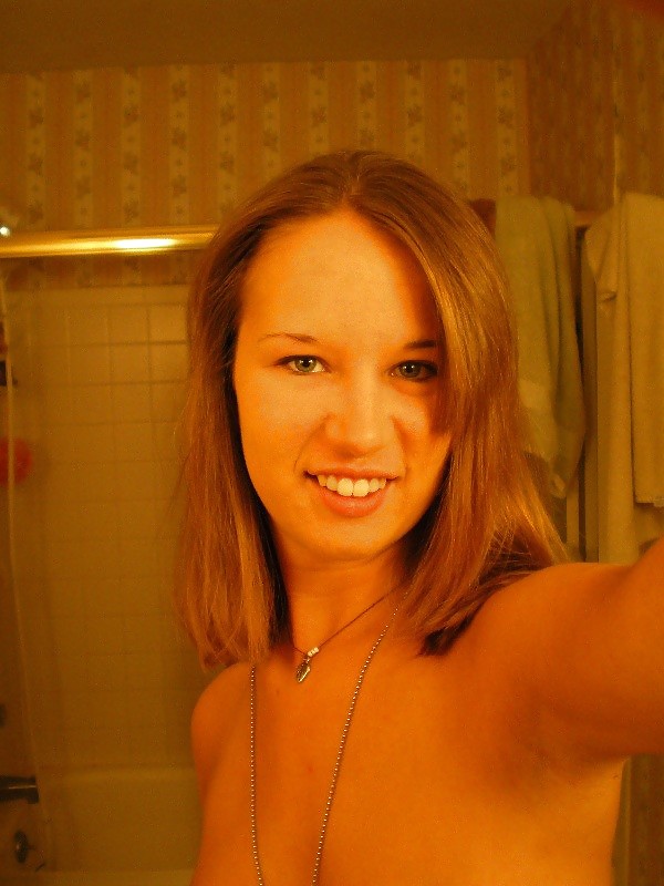 Brünette Liebt Bilder Zu Machen #24709502