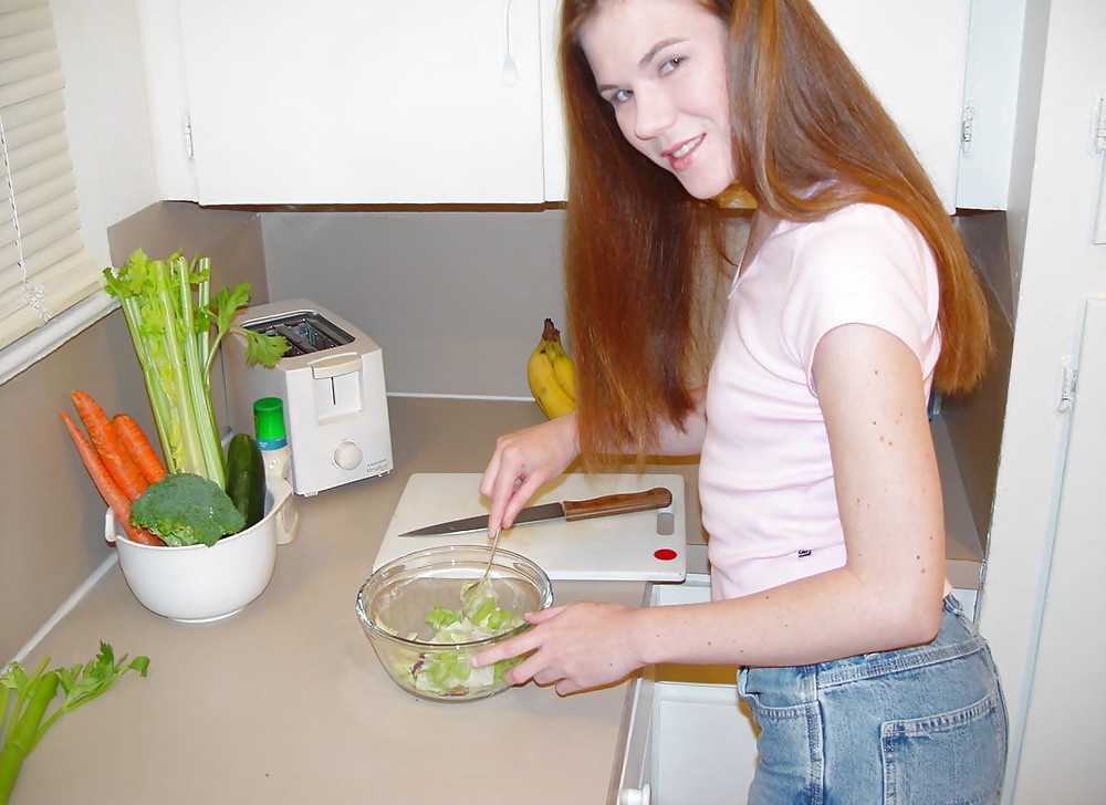 Slim pornstar Melissa testing her salad ingredients #38042707