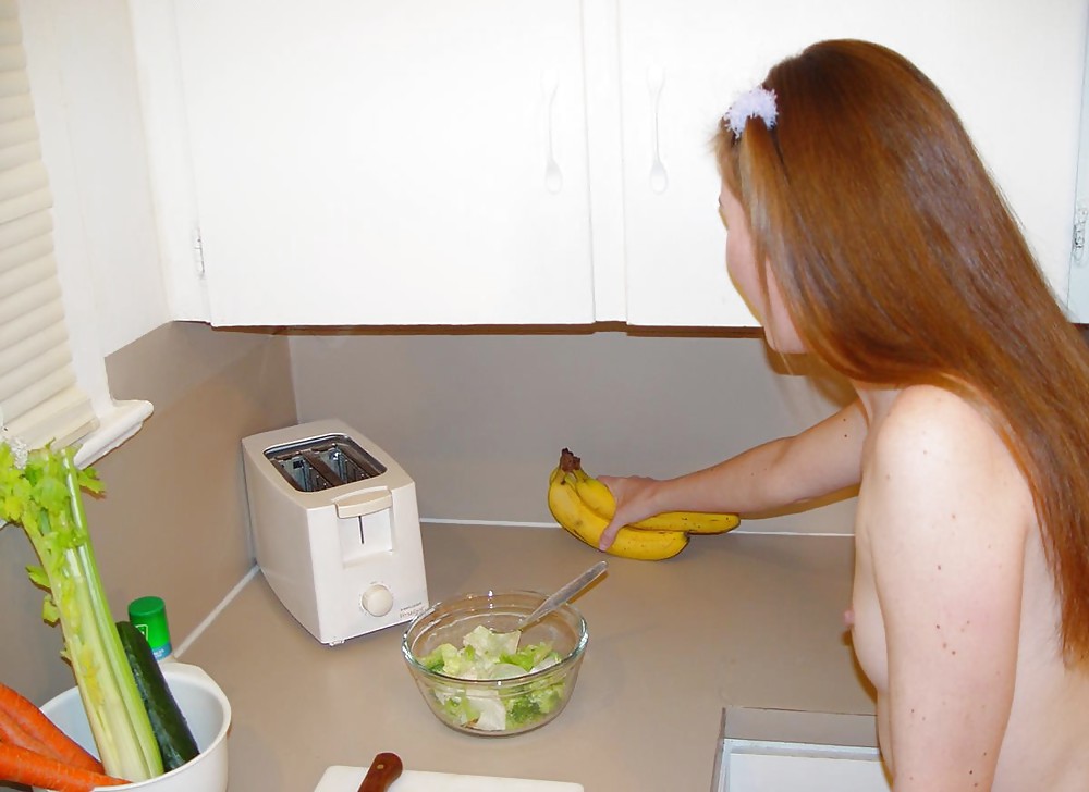 Slim pornstar Melissa testing her salad ingredients #38042921