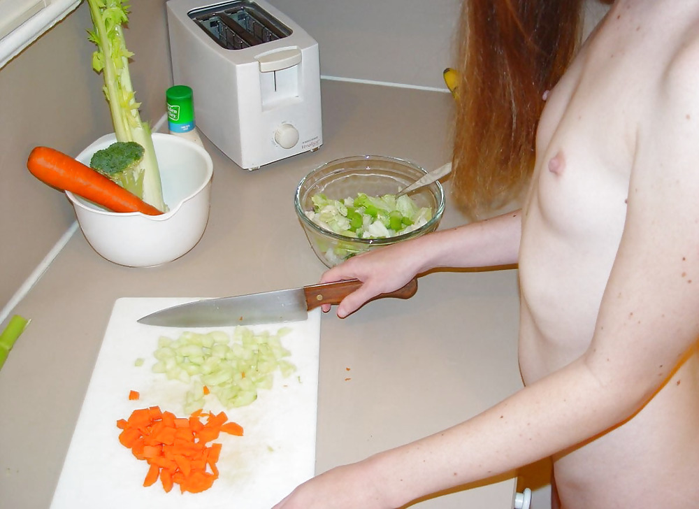 Slim pornstar Melissa testing her salad ingredients #38043096